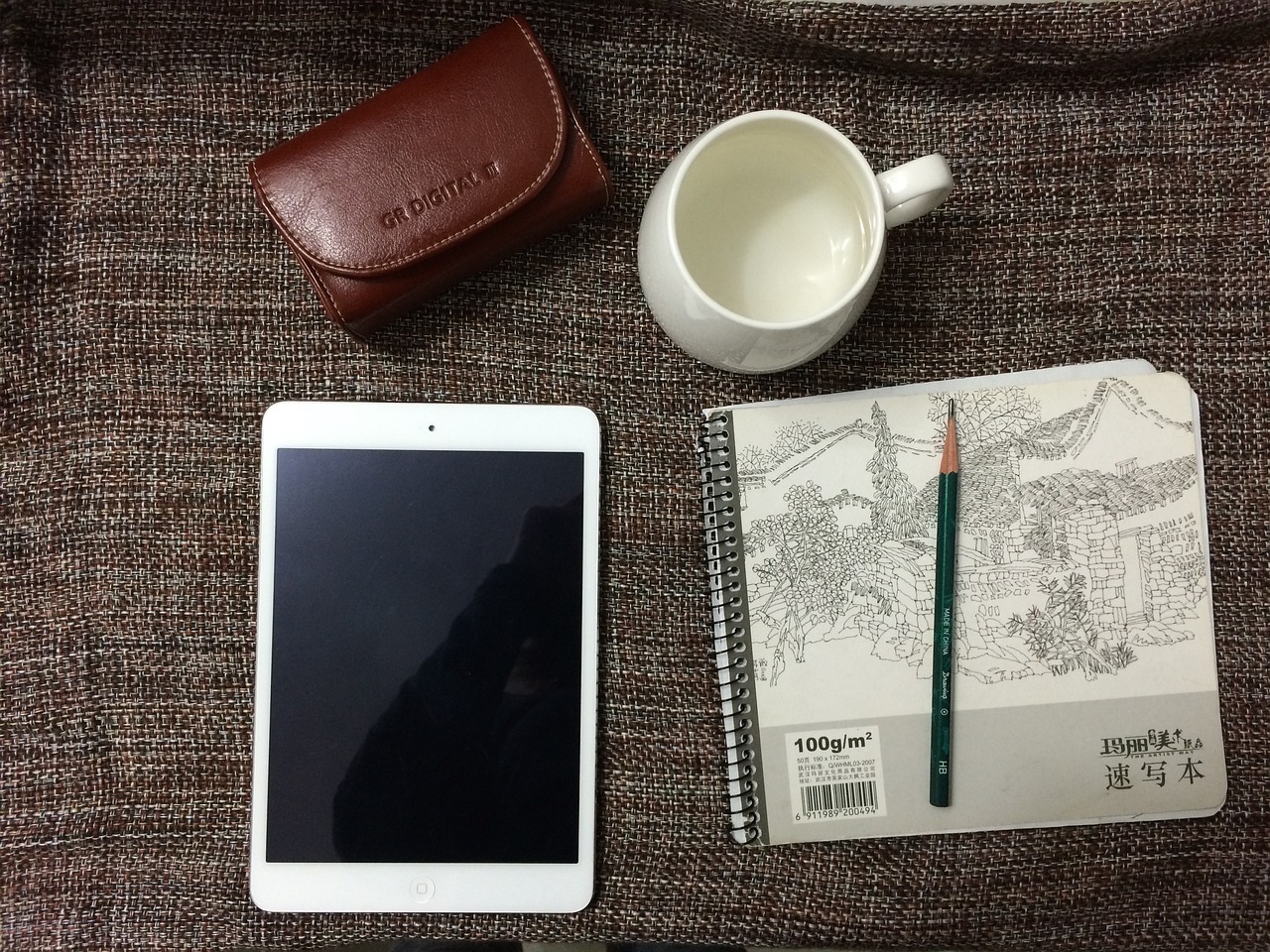 最新iPad迭代探索，苹果平板电脑的几代变迁